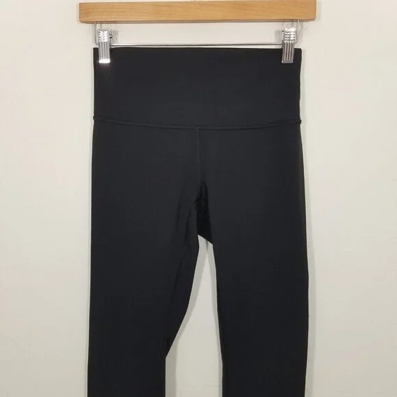 Lululemon Crop Leggings Black Size 6 - Picture 2 of 7